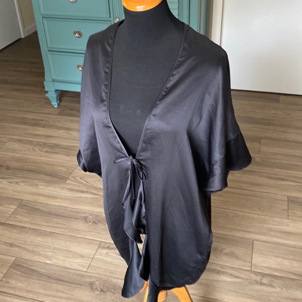 EUC Victoria Secret polyester cover/robe